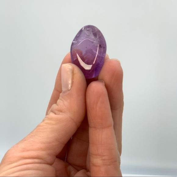 Banded Amethyst Tumbled Pocket Stone Crystals (2) - Picture 7 of 8